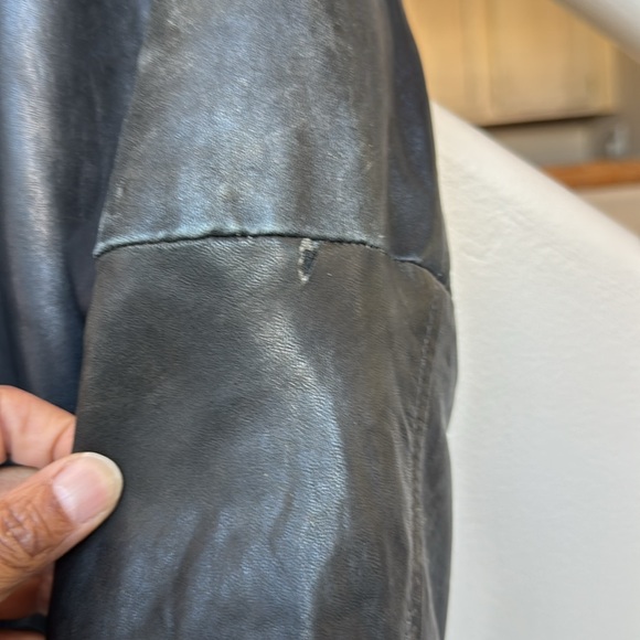 Leather Jacket with Removable Fleece Collar Sz S - Picture 6 of 7